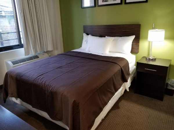 Hillside Hotel image 10